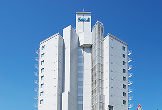 当ホテルのビルです